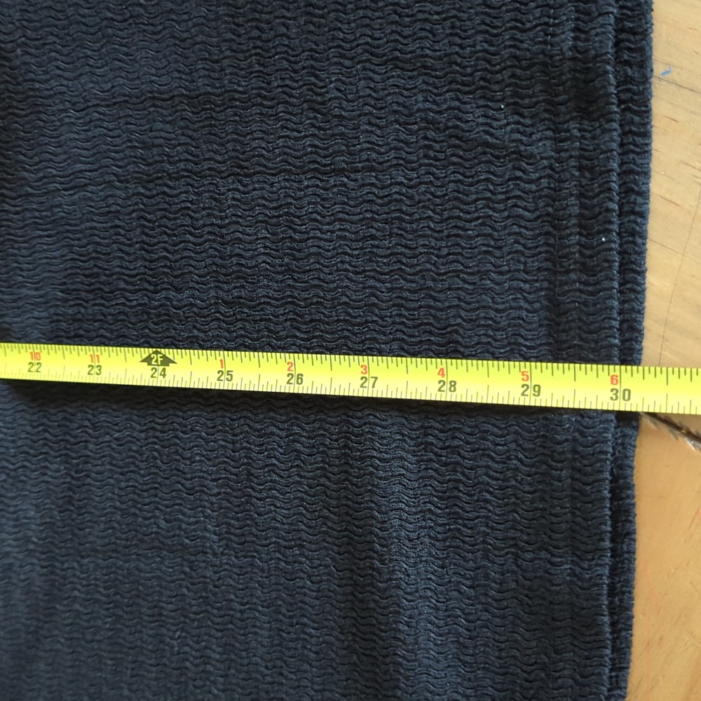 Black Shein Skirt - Picture 8 of 9